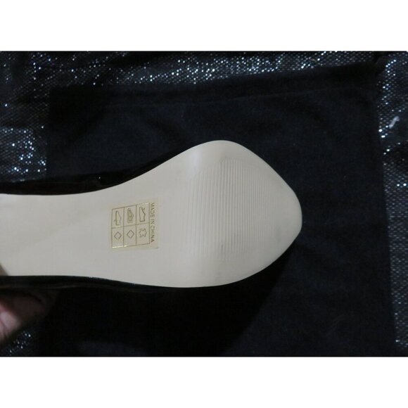Dolce Vita Bunny Black Patent Leather Platform Heels Embellished Gold Bows 8.5 - Picture 10 of 12